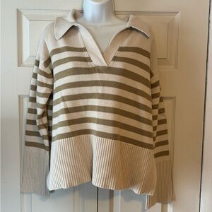 House of Harlow 1960 Beige and Brown Striped V-Neck Sweater